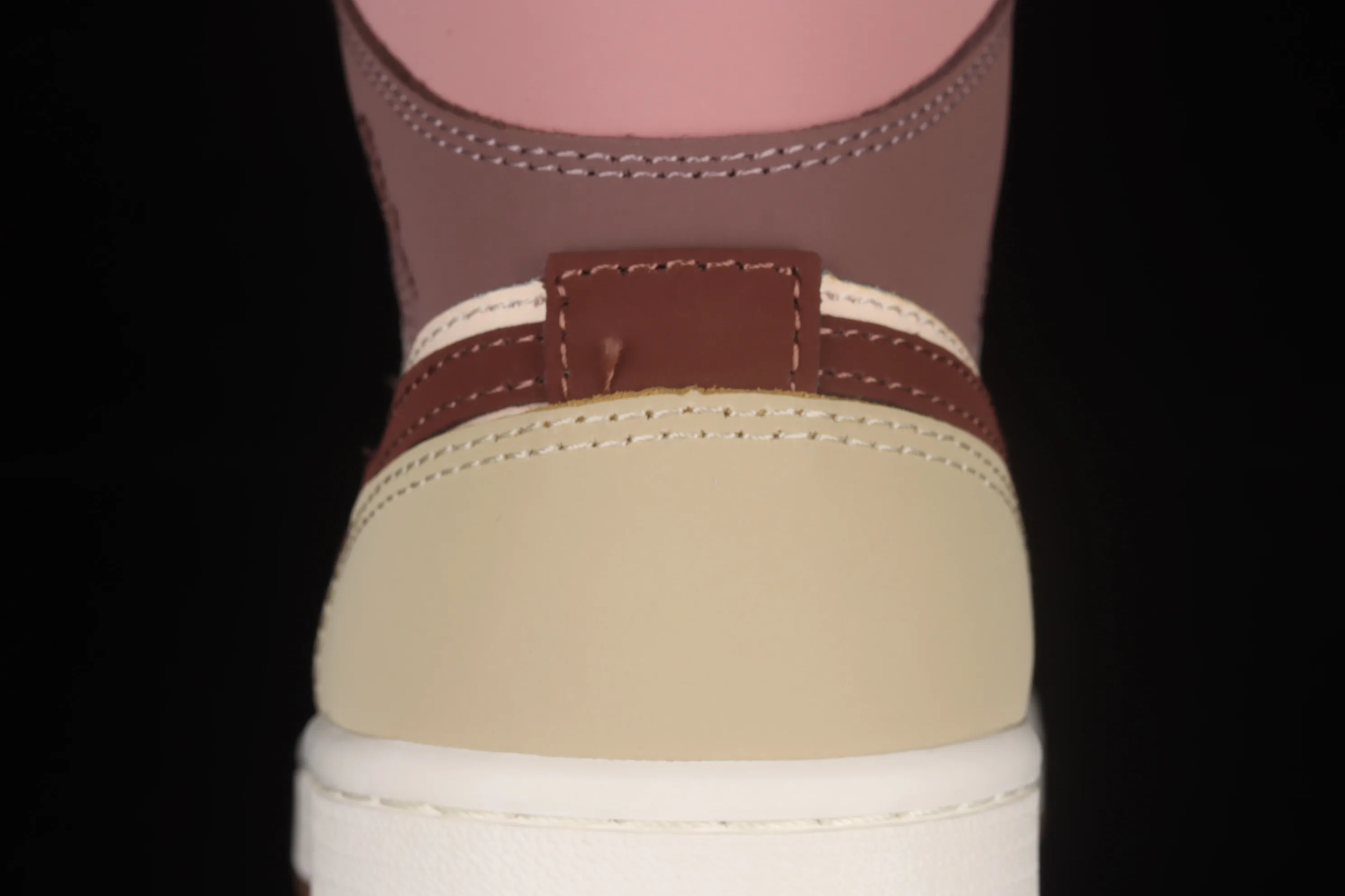 All categories Air Jordan Jordan series basketball shoes Air Jordan 1 Mid Air Jordan 1 Mid AJ1 Joe 1 smoke gray purple red red bean Chinese basketball shoes DO7440-821